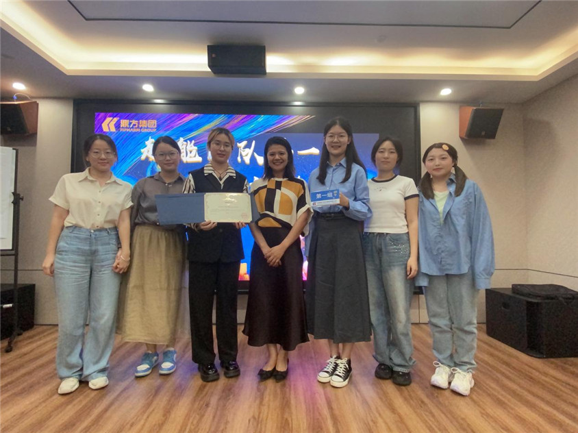 K8������óʵѵӪ��һ��Բ���ٰ�