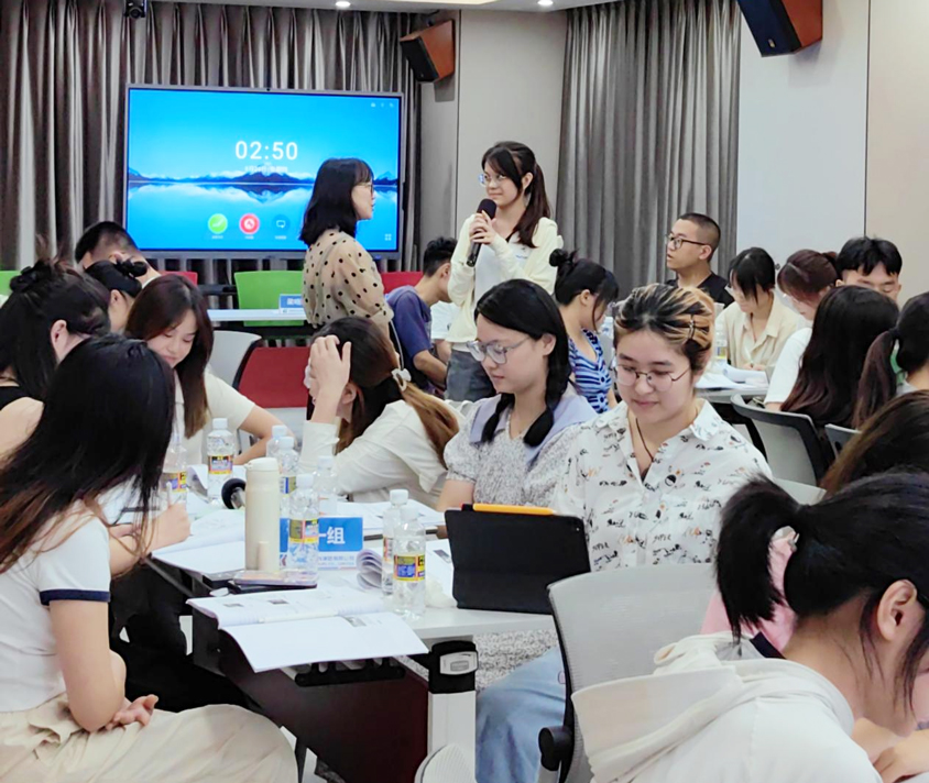 K8������óʵѵӪ��һ��Բ���ٰ�